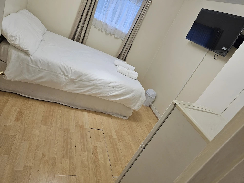Photo - Bruce Rooms