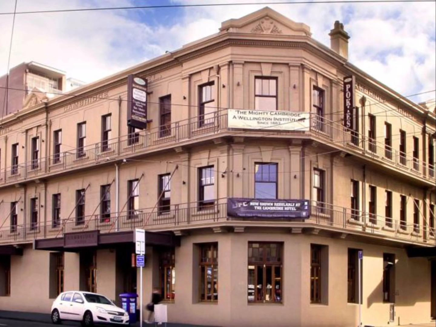 Photo - The Cambridge Hotel & Backpackers