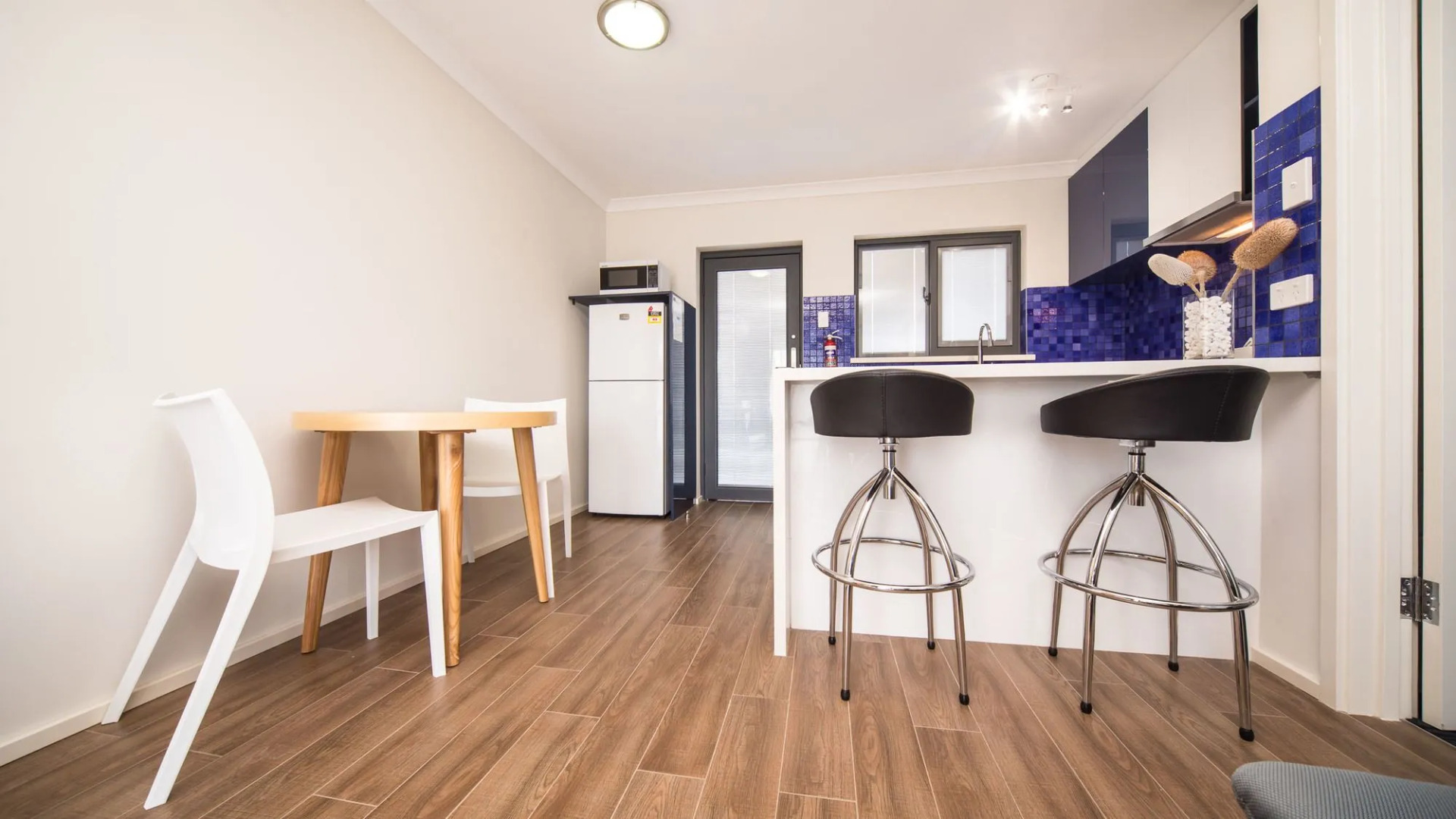 Photo - Batavia Apartments