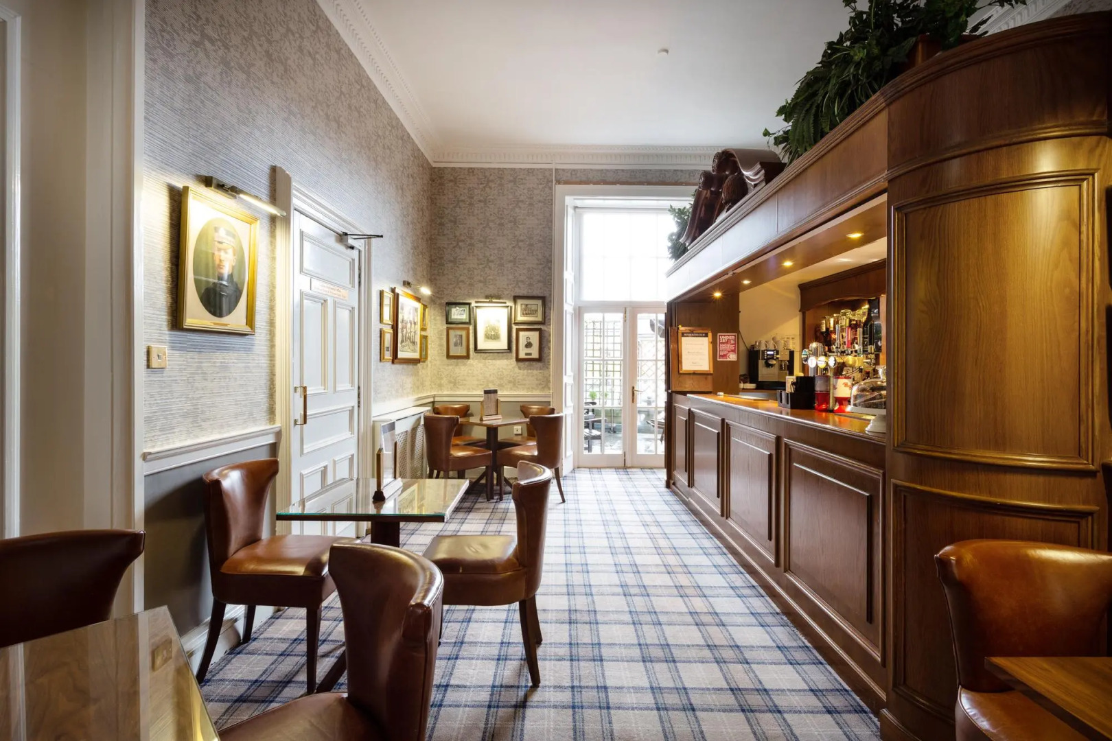 Photo - Royal Scots Club