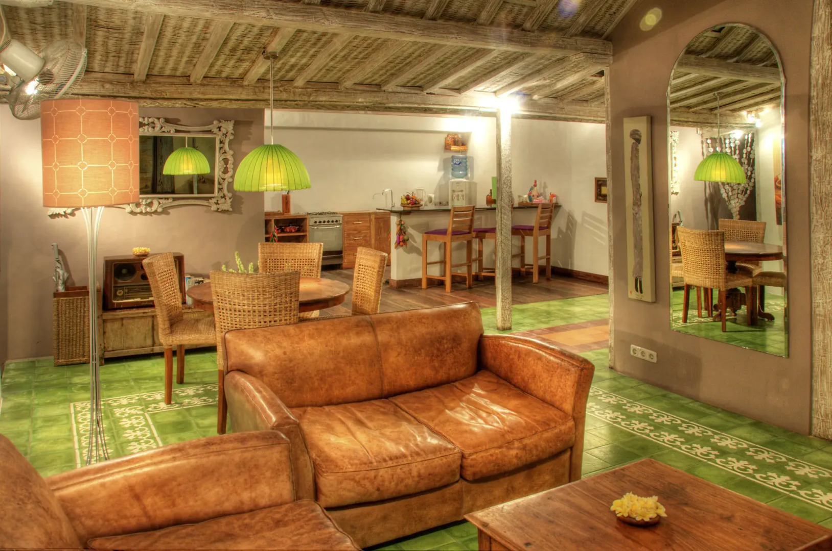 Photo - Villa West - Charming 2 bdr villa in Oberoi - PERFECT LOCATION!