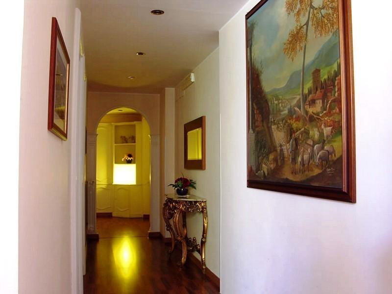 Photo - Astoria Palace