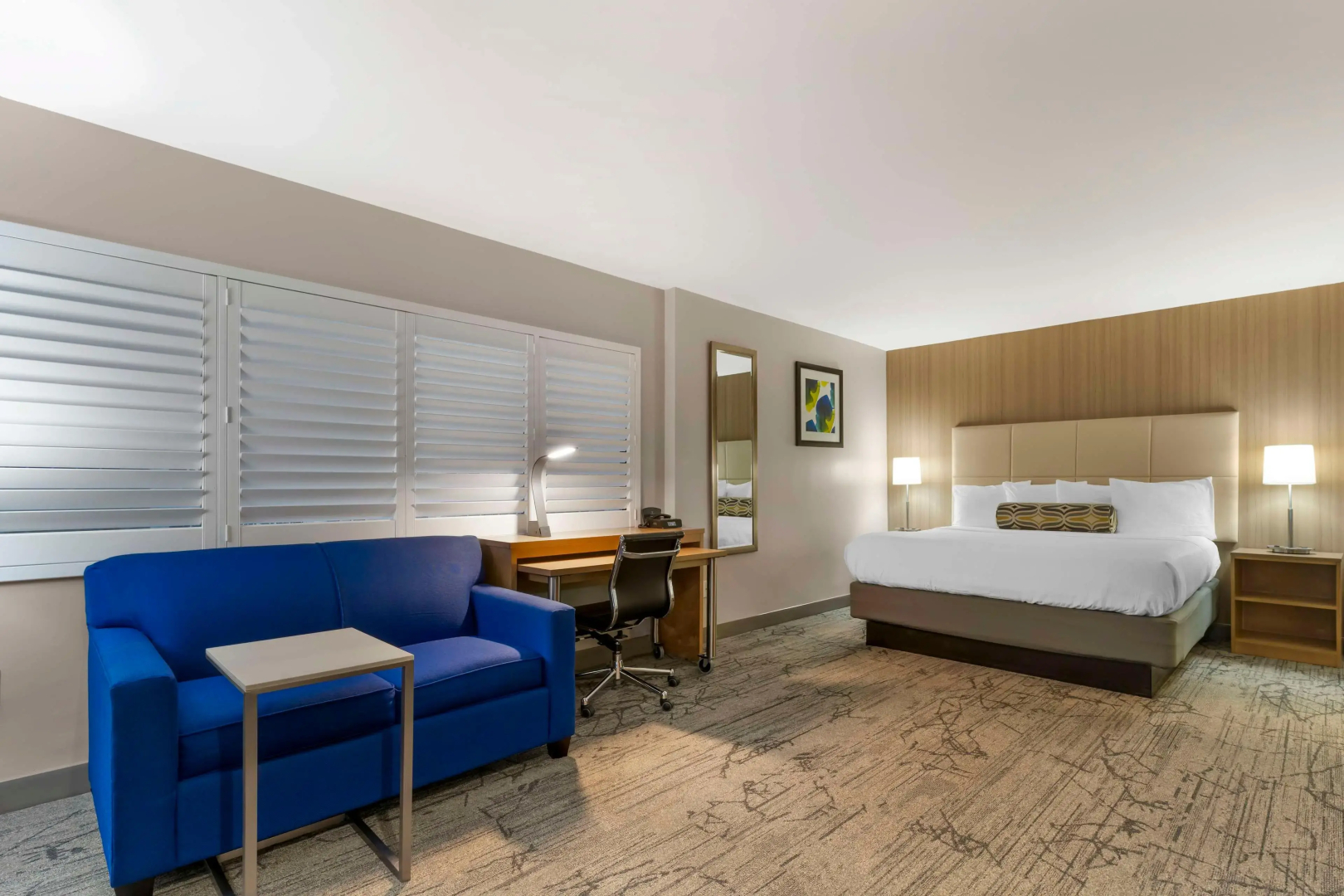 Photo - Best Western Red Coach Inn