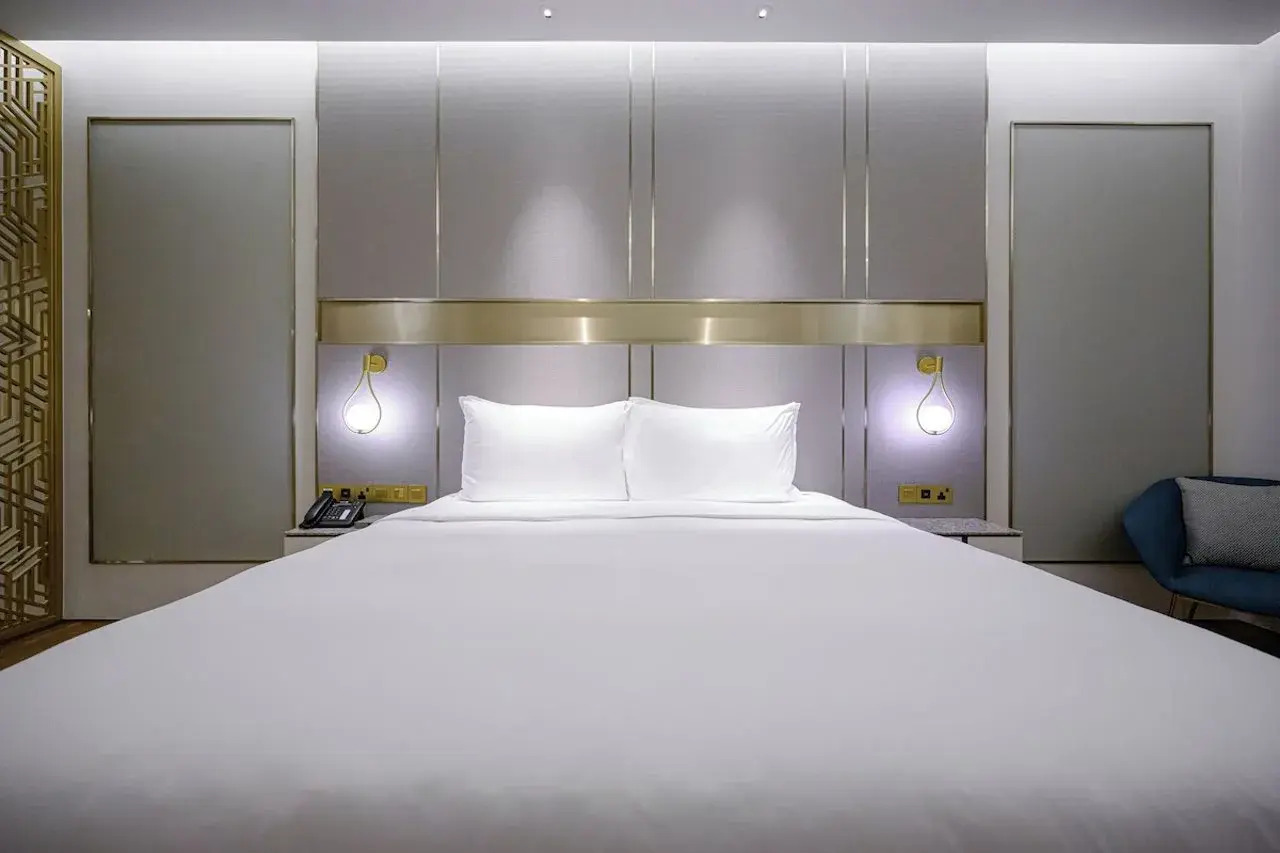 Photo - Resorts World Sentosa - Crockfords Tower