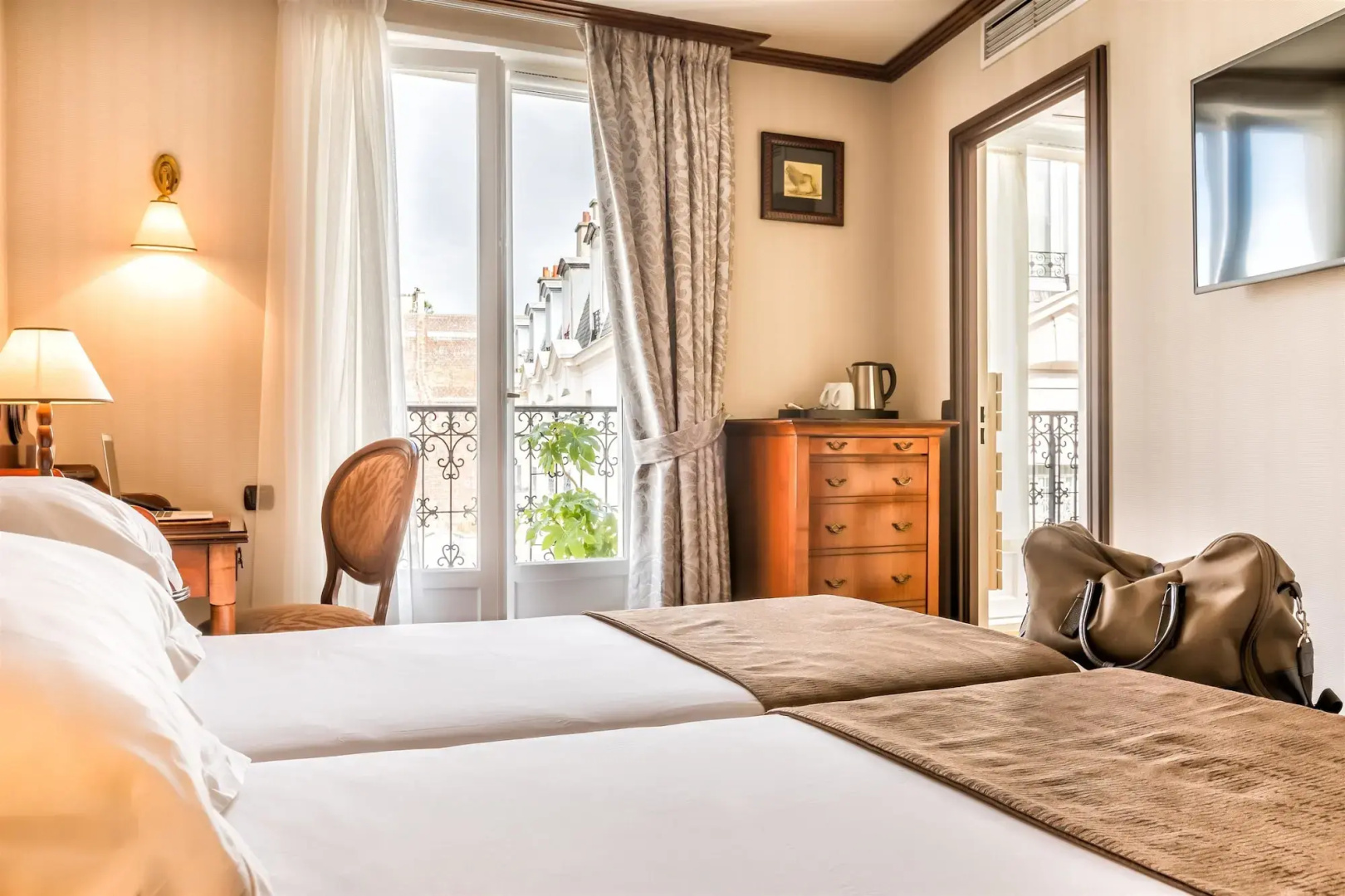 Photo - Villa Montparnasse