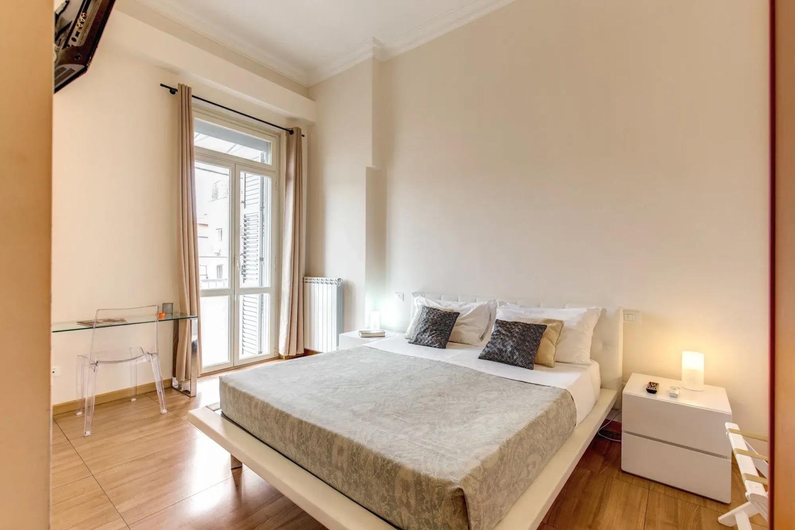 Foto - Bon Ton Design Rooms by DOT Suites