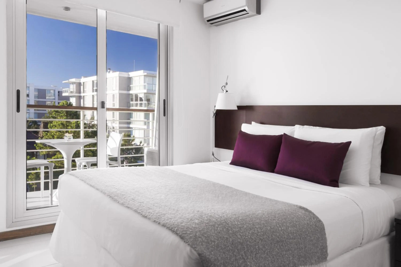 Foto - Real Colonia Hotel & Suites
