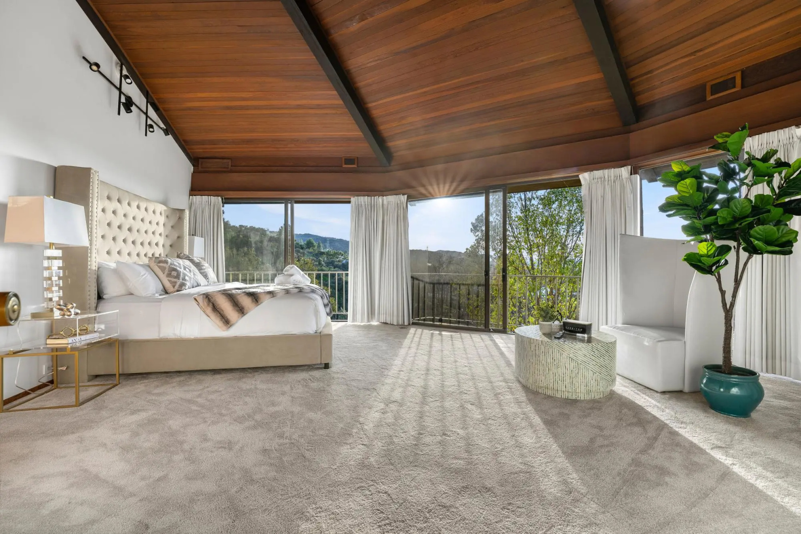 Foto - Via Vallarta - An Architecturally Significant California Modern Home