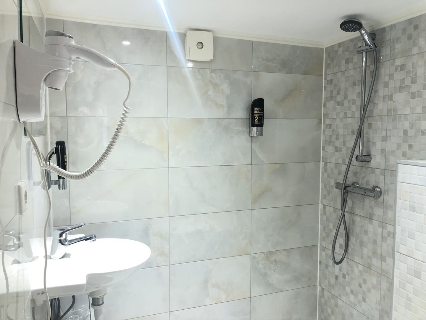 Foto - Hotel Damrak Inn