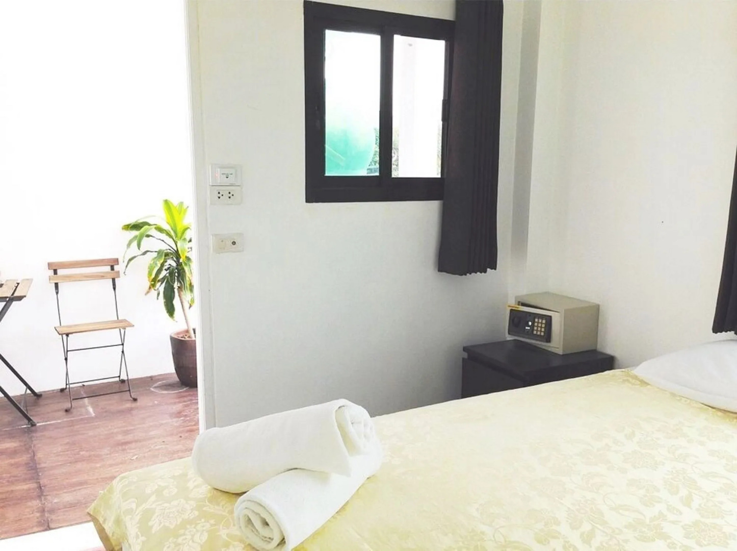 Photo - The Reef Hotel & Studios