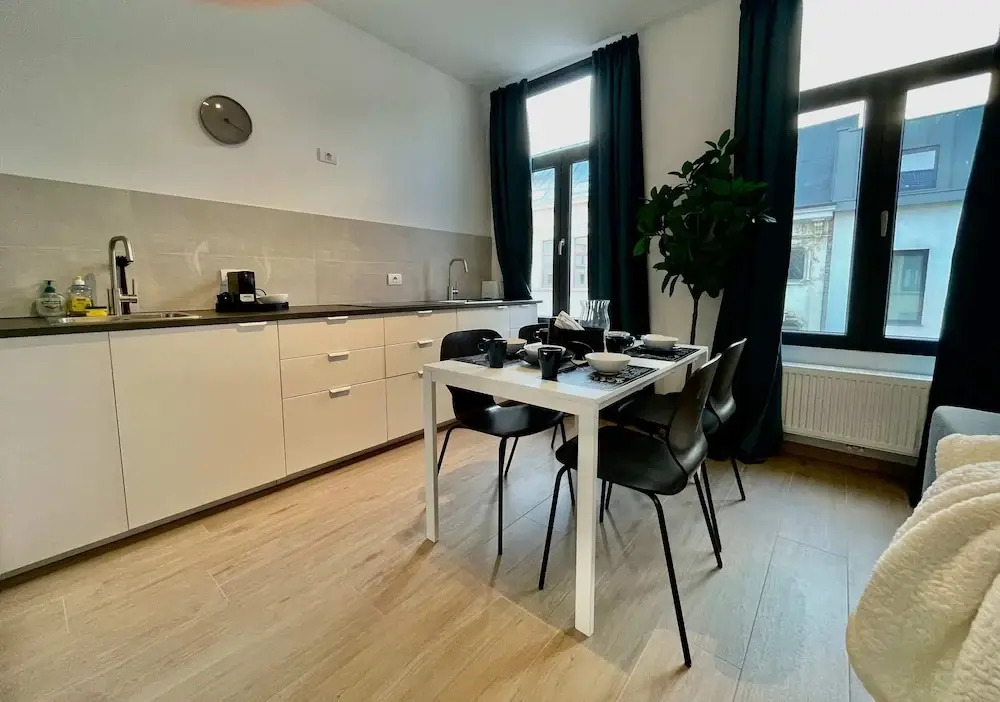 Photo - OneLuxStay near Fashion District