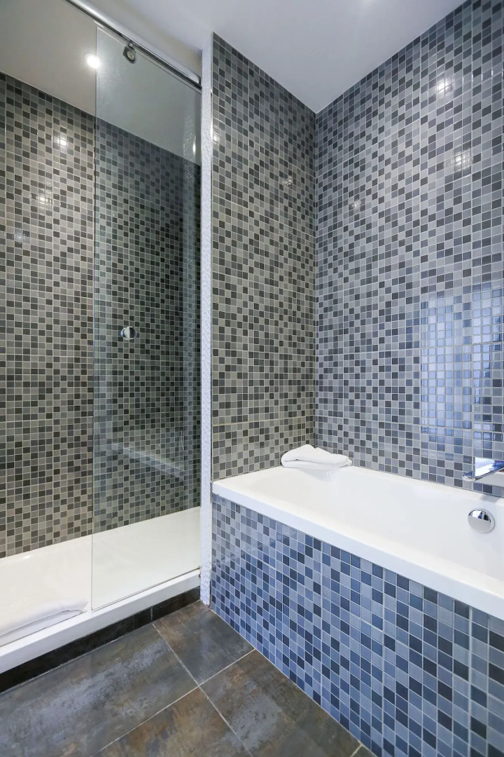 Photo - Nice Excelsior Centre ville by HappyCulture