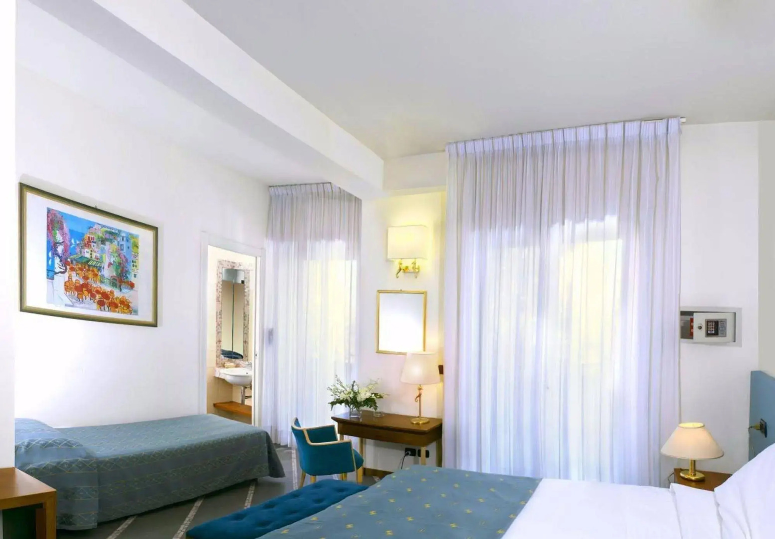 Foto - International Hotel & Suite