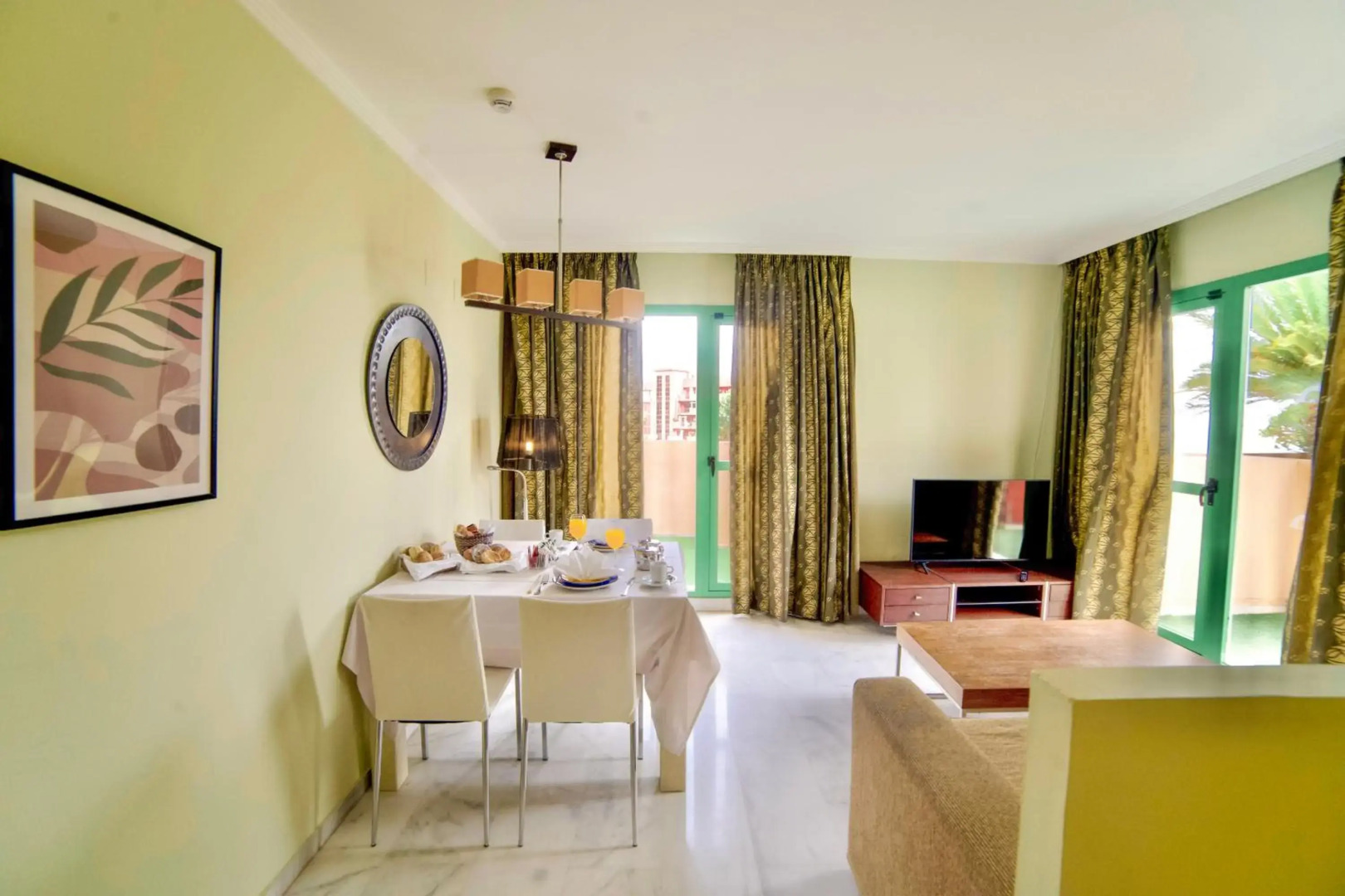 Photo - Holiday World RIWO Hotel.