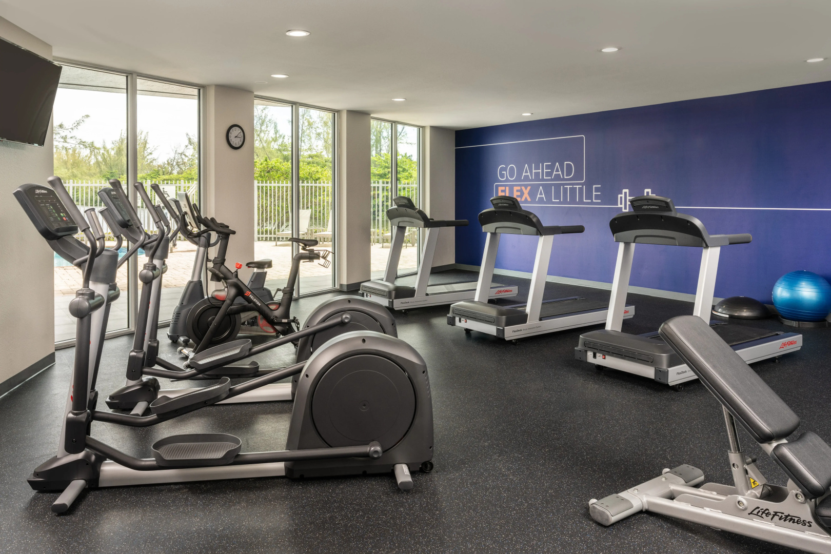 Photo - Holiday Inn Express Miami Airport Blue Lagoon Area by IHG