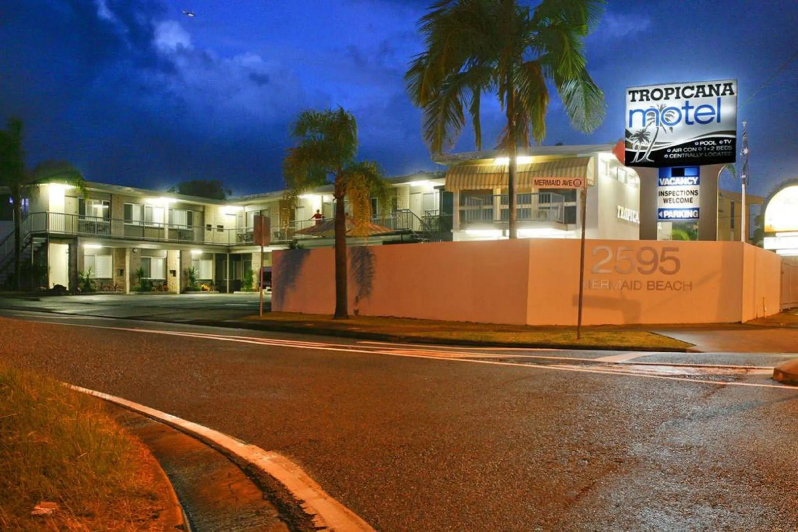 Foto - Tropicana Motel