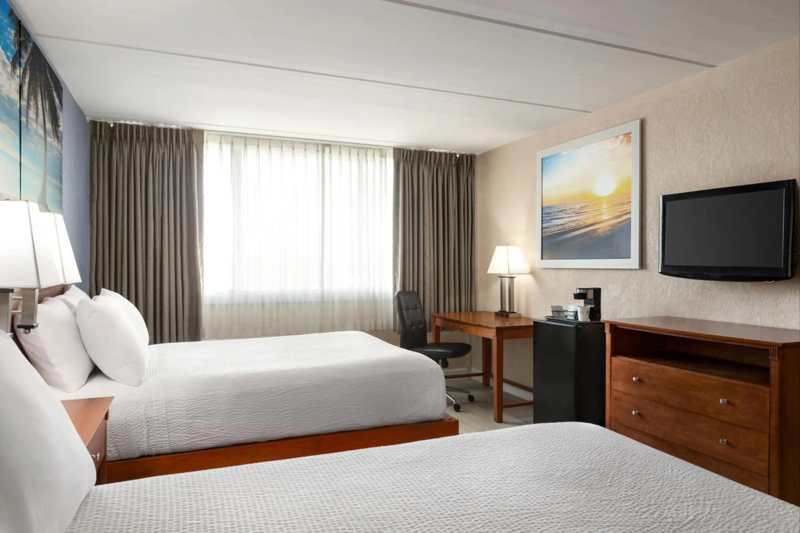 Photo - enVision Hotel Miami International Airport