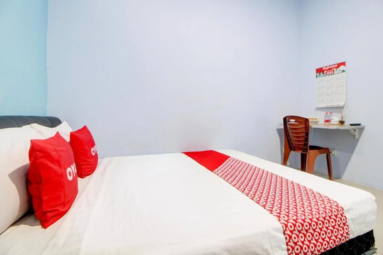 Hotel O Alun-Alun Purwokerto Near Gor Satria Purwokerto Formerly Guest House Blessing