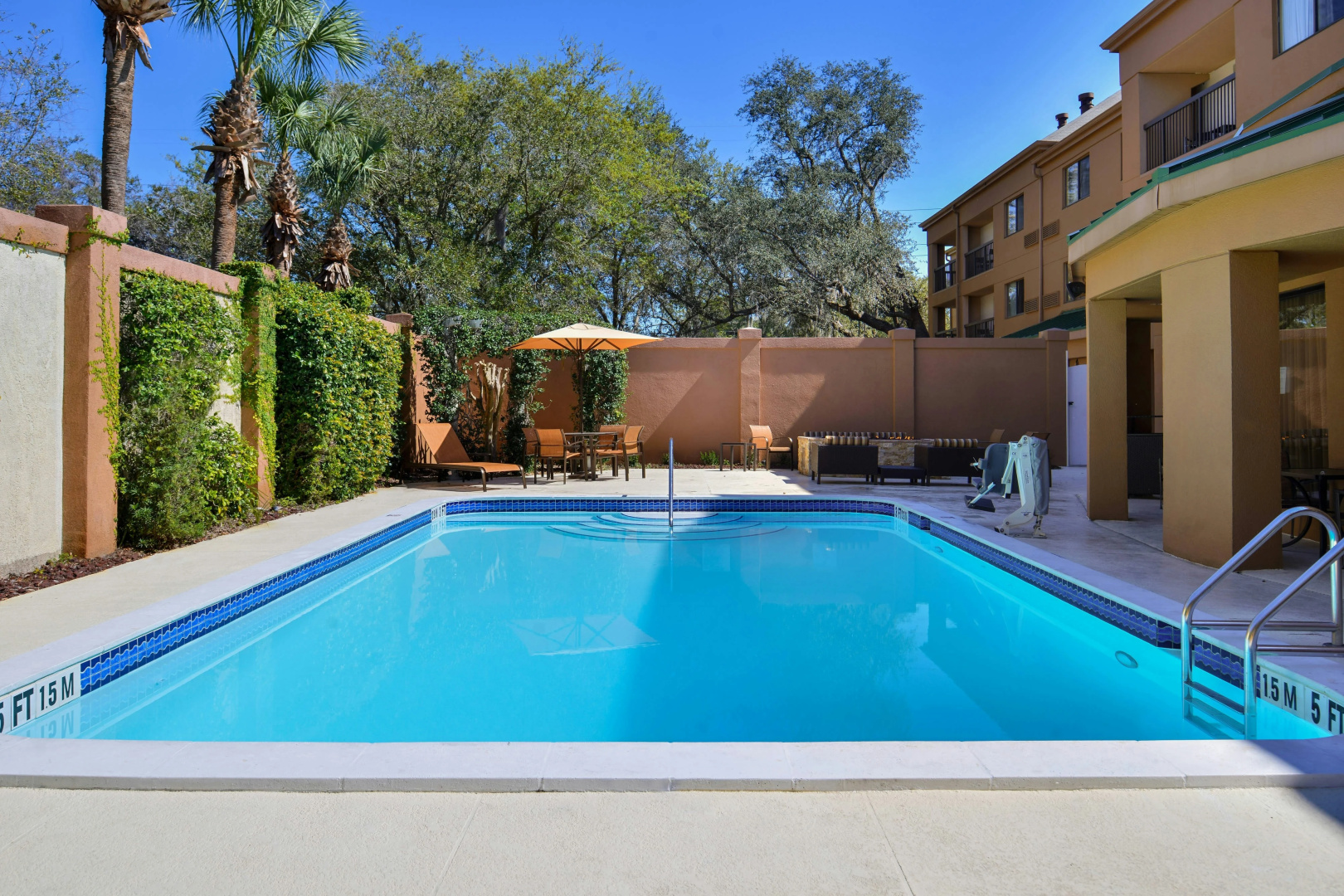 Photo - Courtyard by Marriott Tampa North/I-75 Fletcher