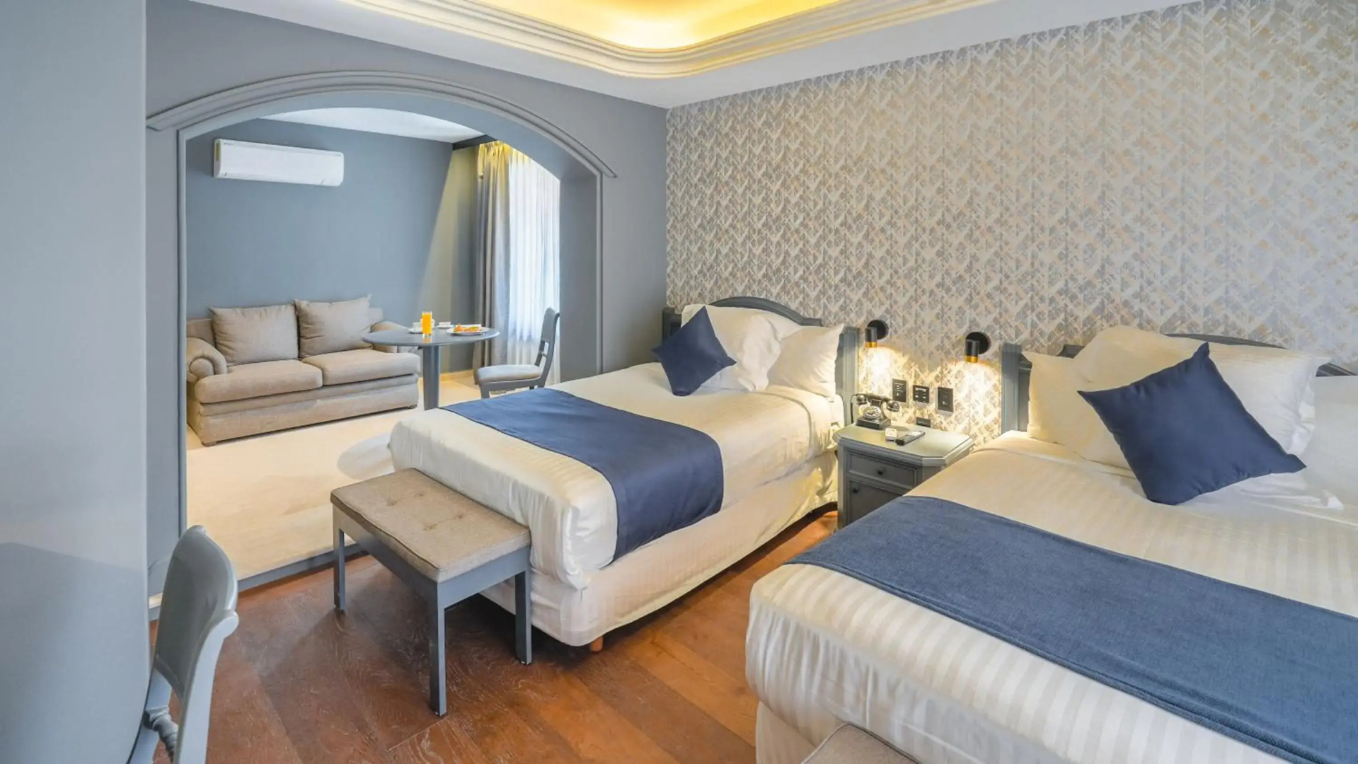Photo - Hive Nápoles by G Hotels
