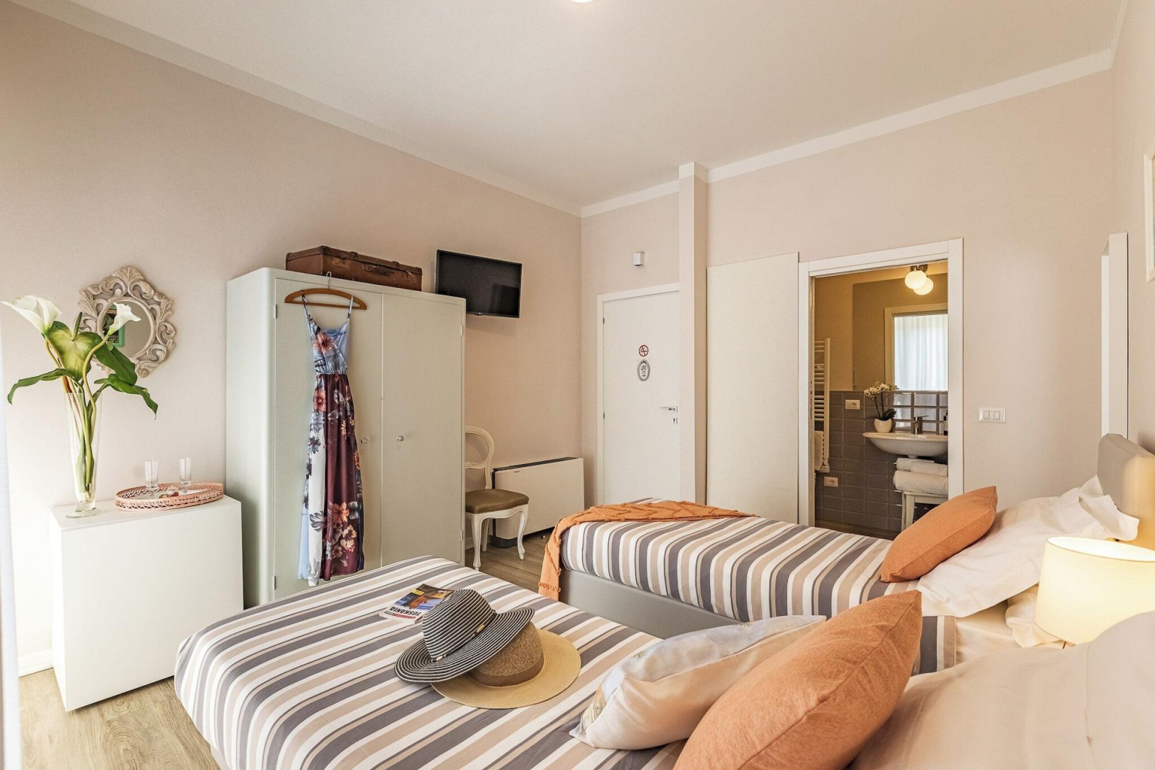 Foto - B & B La Cornice - Gina Room With Bathroom and Private Terrace