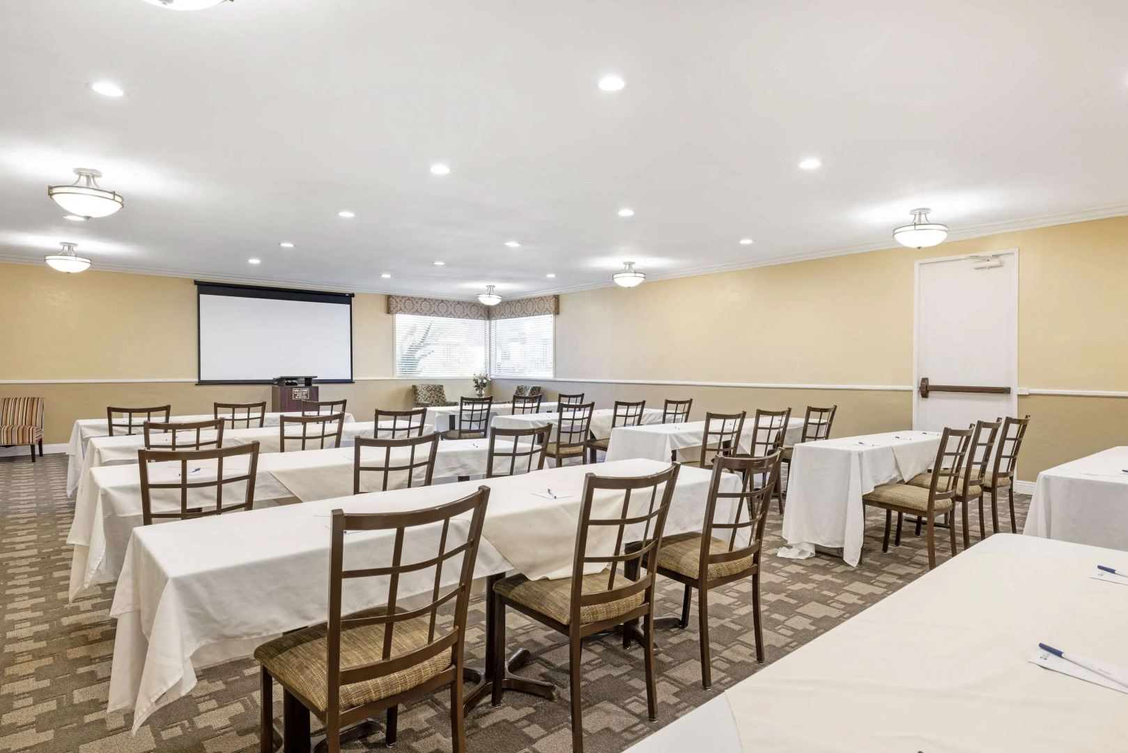 Photo - Best Western Oceanside Inn