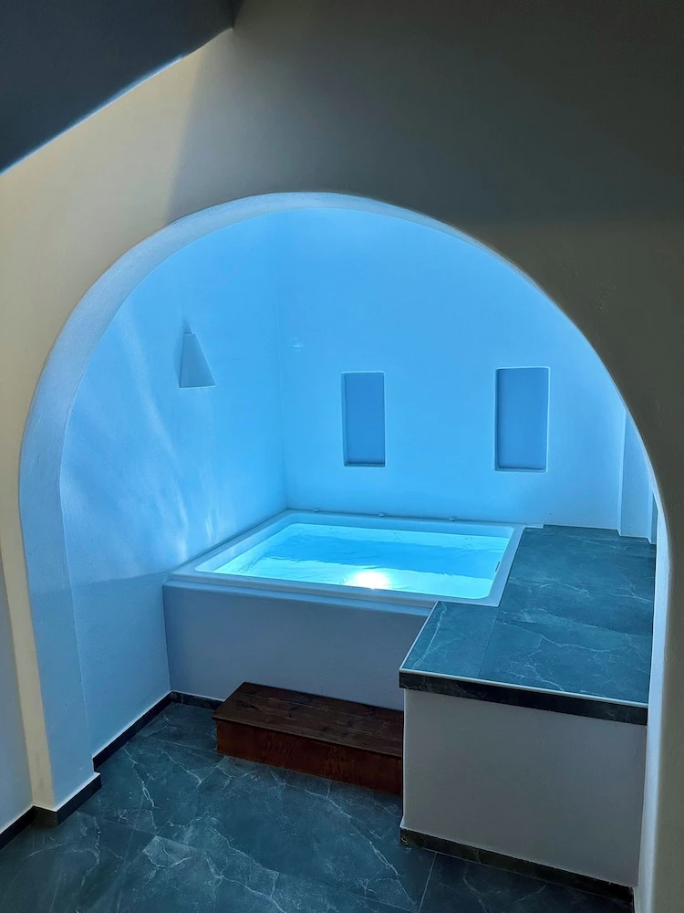 Photo - Miracles Suites by Anastasia Princess, Adults Only