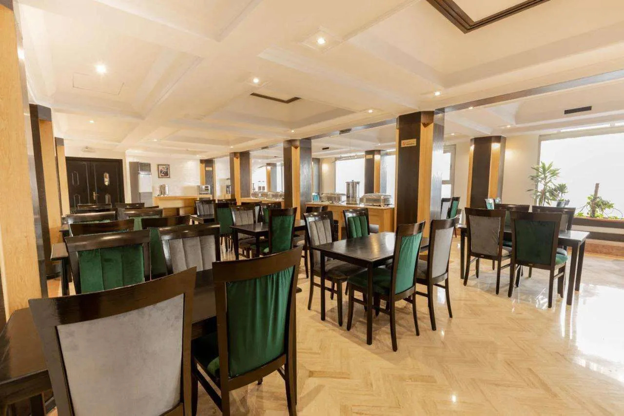 Photo - Hotel Prince de Paris