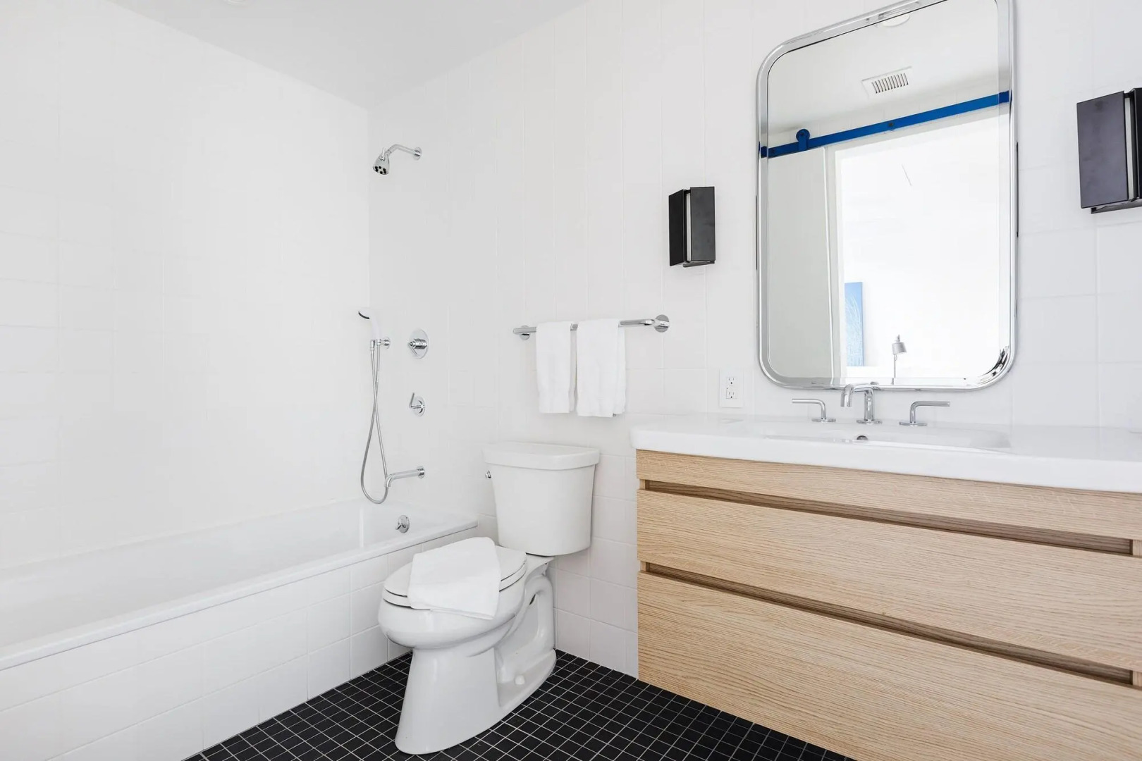 Foto - Placemakr Wall Street