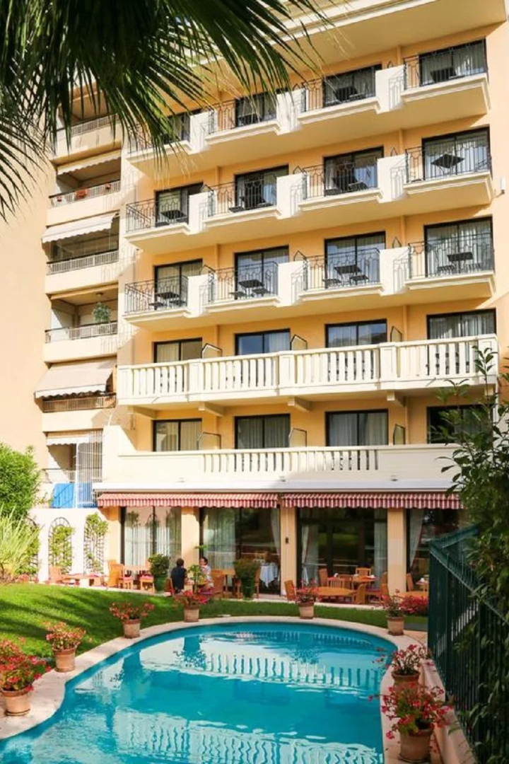 Photo - Sun Riviera Hotel