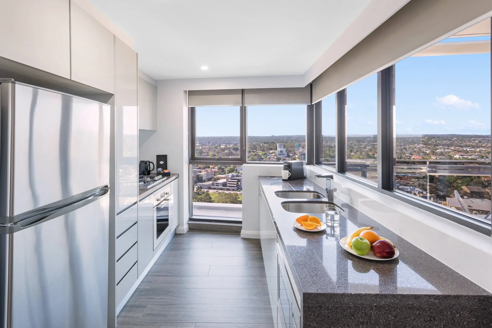 Photo - Meriton Suites Church Street, Parramatta