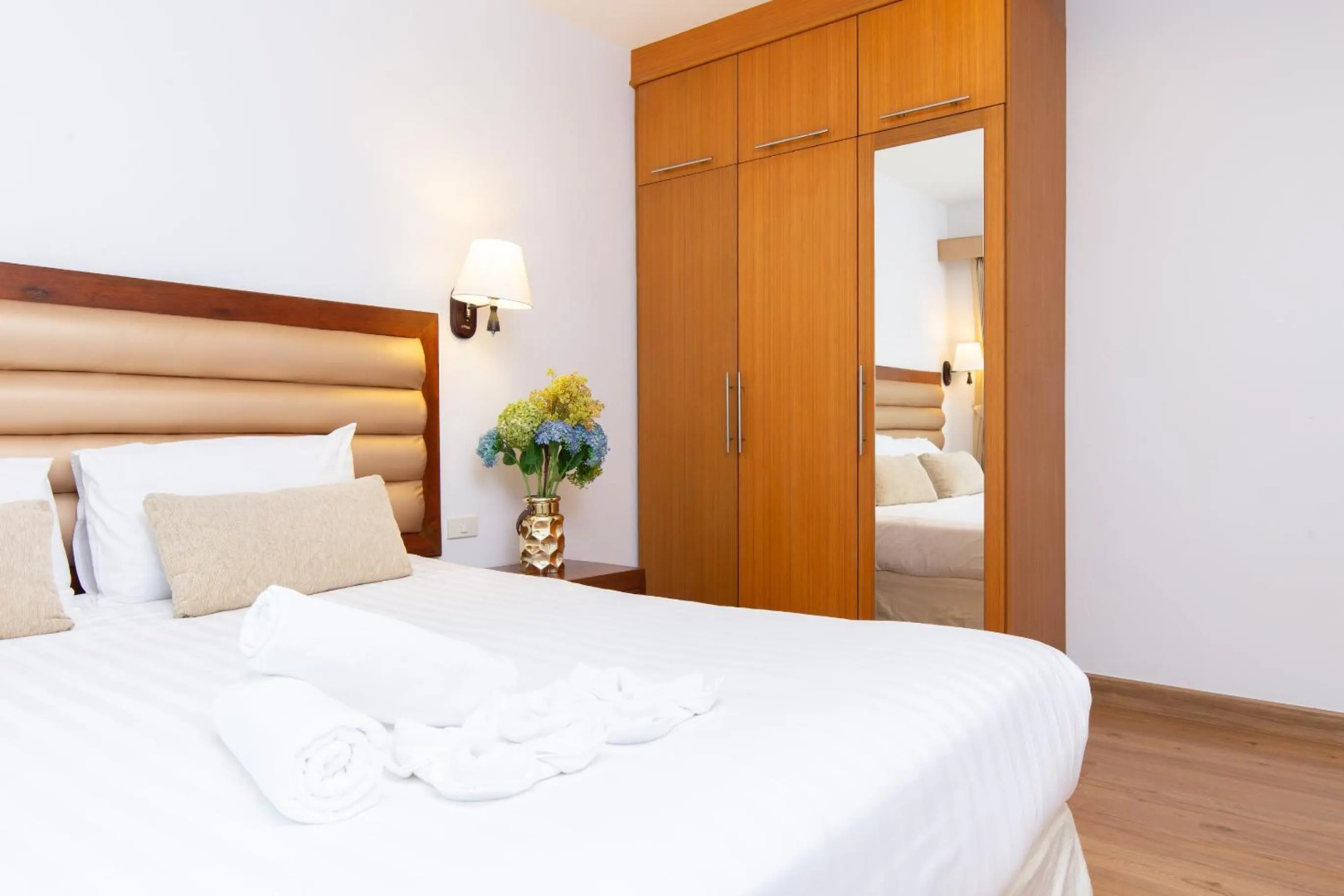 Photo - Lasalle Suites Hotel & Residence