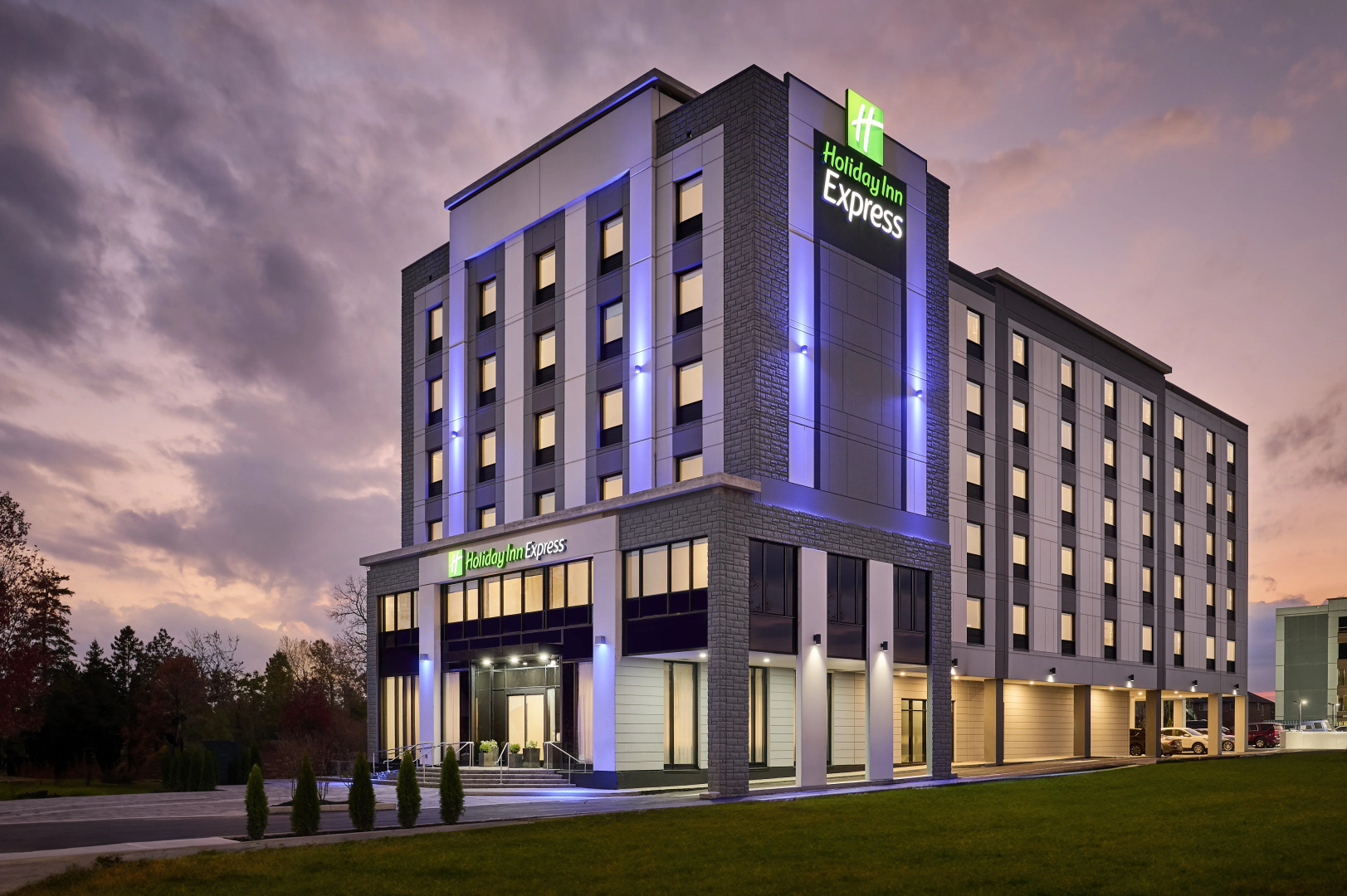 Photo - Holiday Inn Express Hamilton Upper James by IHG