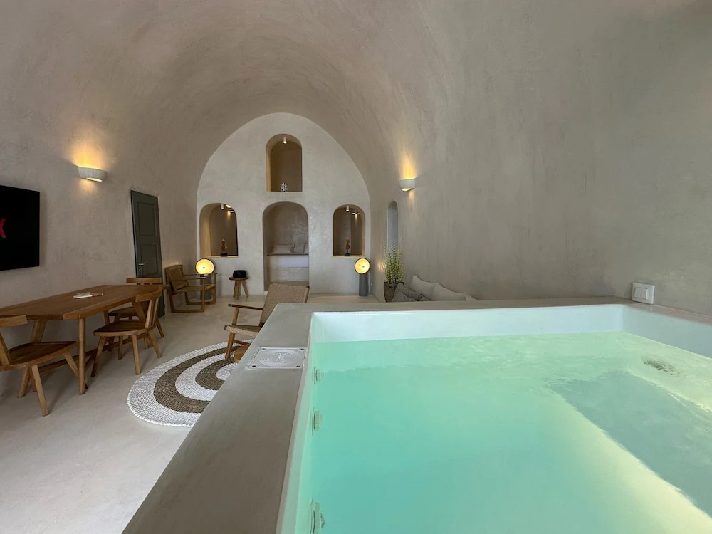 Photo - Dagaz Suites