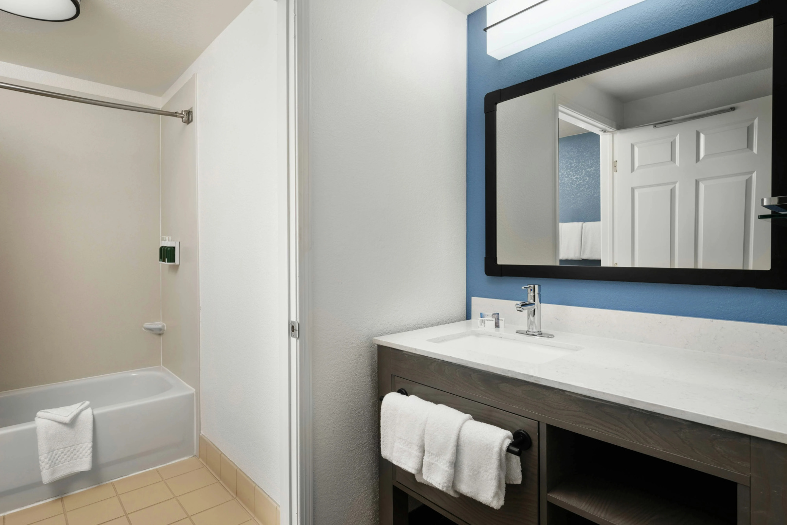 Photo - Residence Inn By Marriott Anaheim Resort Area