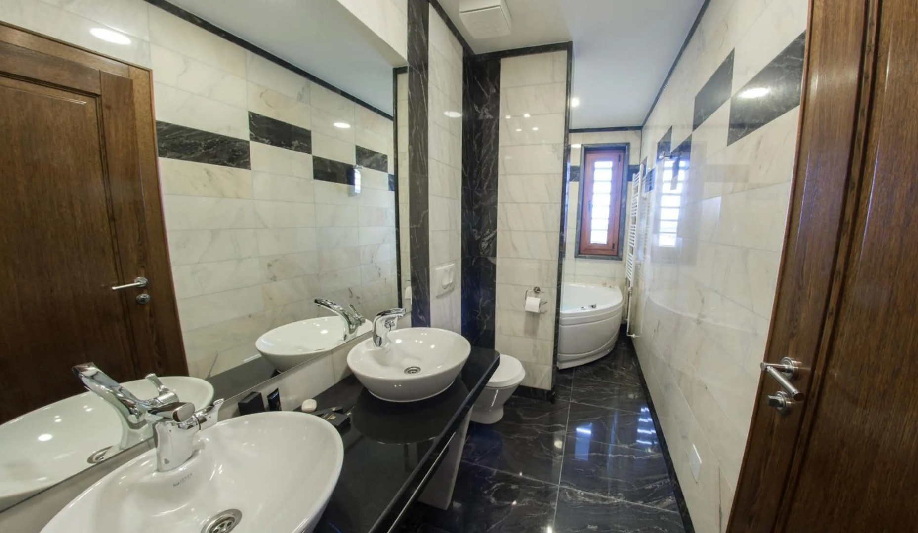 Photo - Hotel Mostar