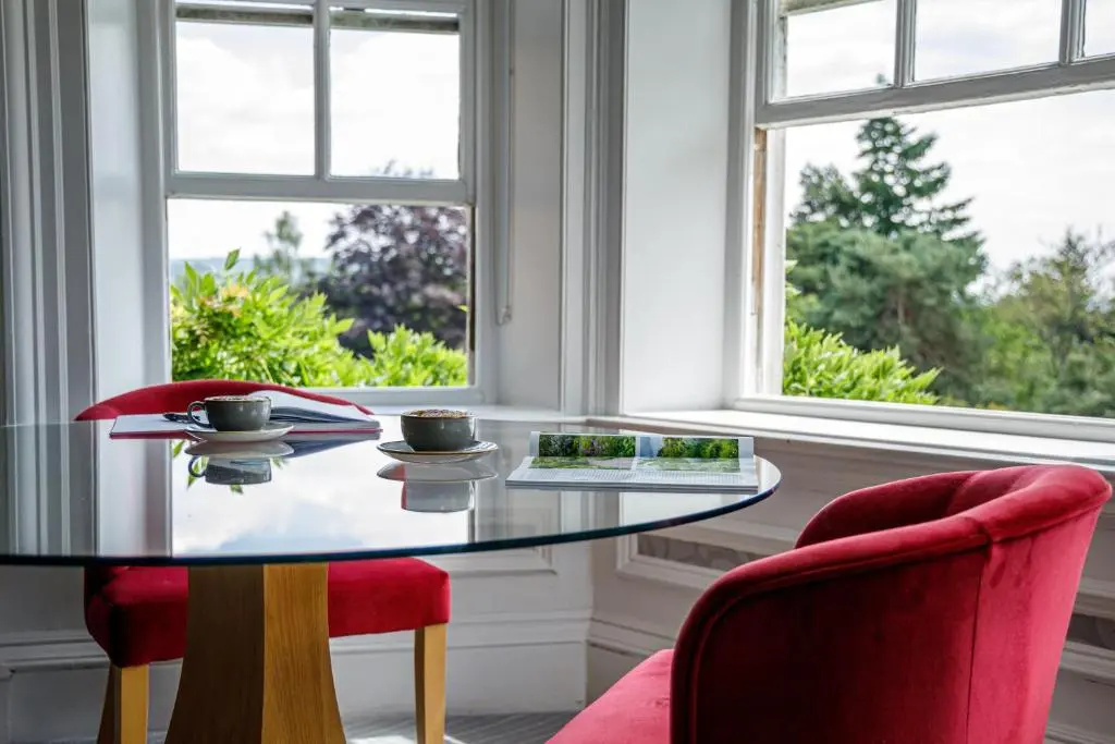 Photo - Barnett Hill - Luxury Hotel