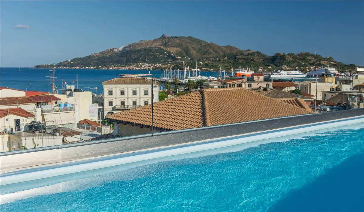 Photo - Diana Hotel