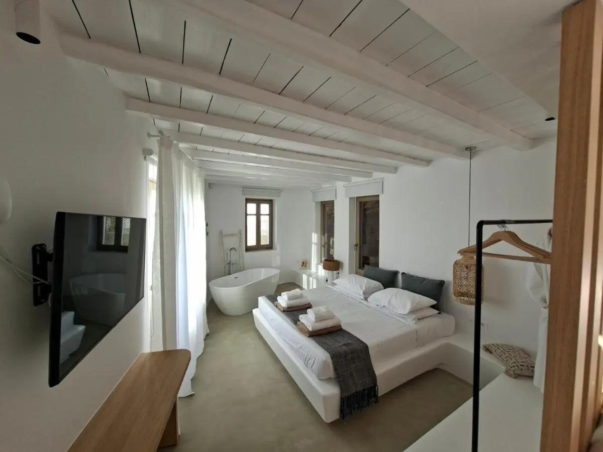 Andelias Signature Suites