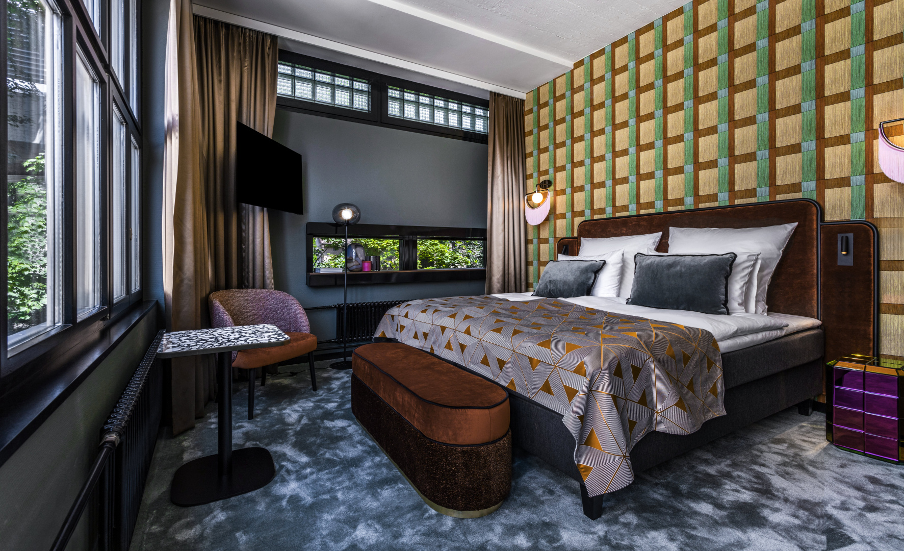 Photo - The Home Hotel