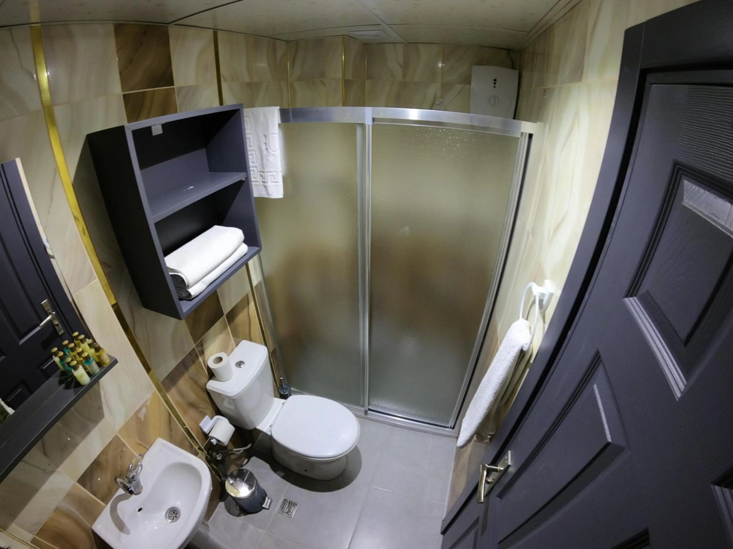 Photo - Exporoyal Hotel