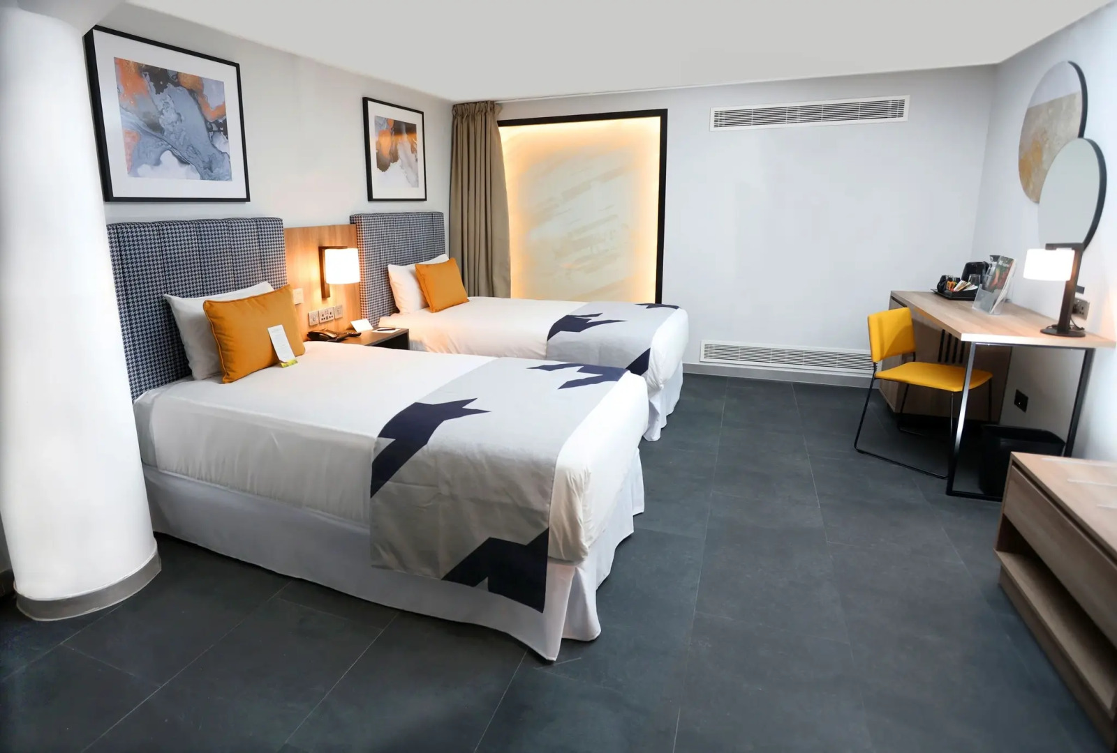 Photo - Riu Plaza London Victoria