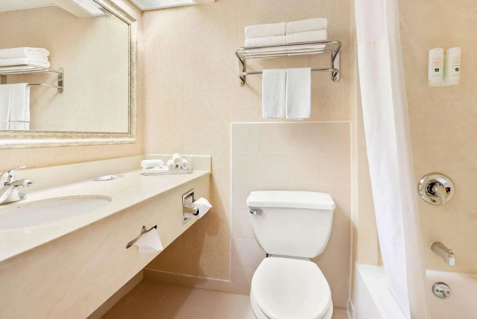 Foto - Quality Inn Edison-New Brunswick