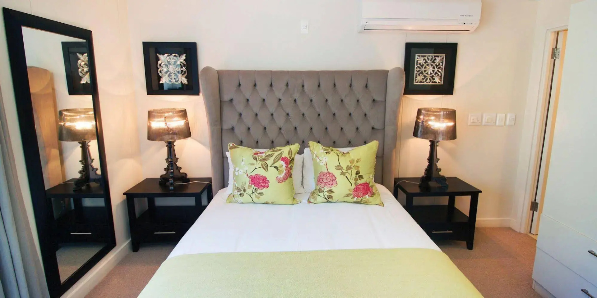 Photo - The Crystal Apartments