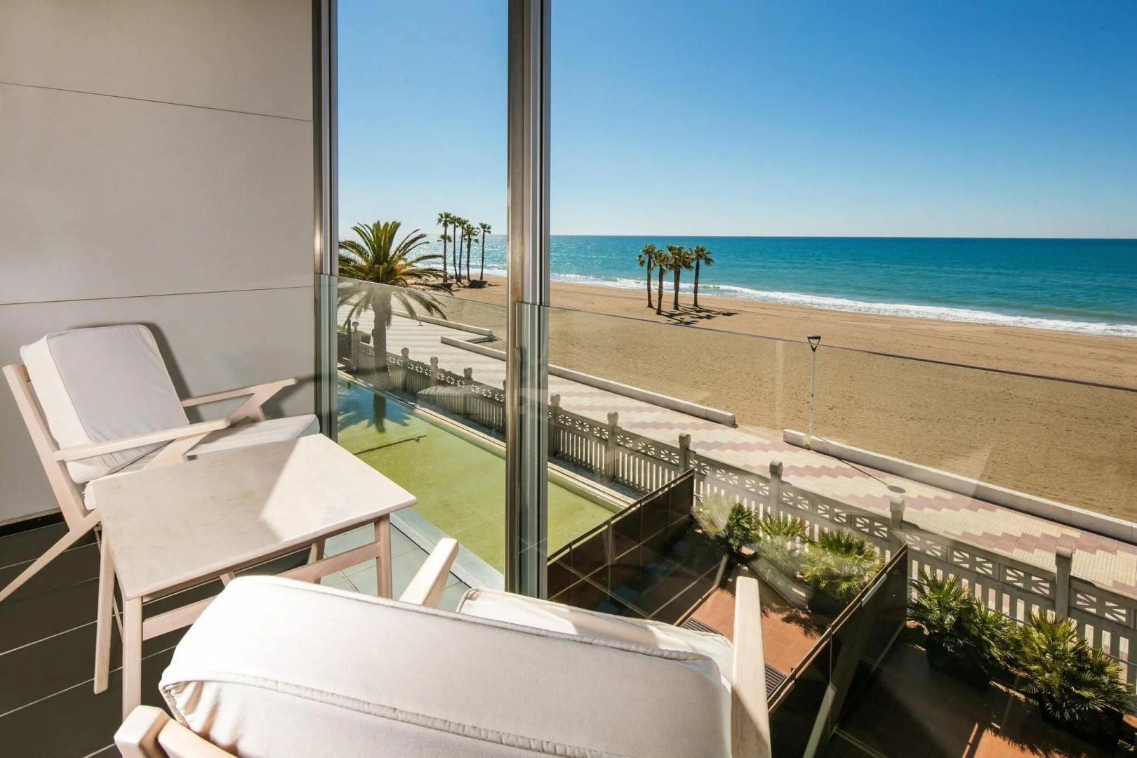 Photo - Le Meridien Ra Beach Hotel & Spa