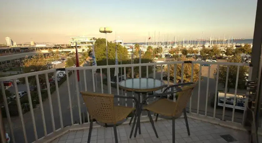 Photo - Ataköy Marina Park Hotel Residence