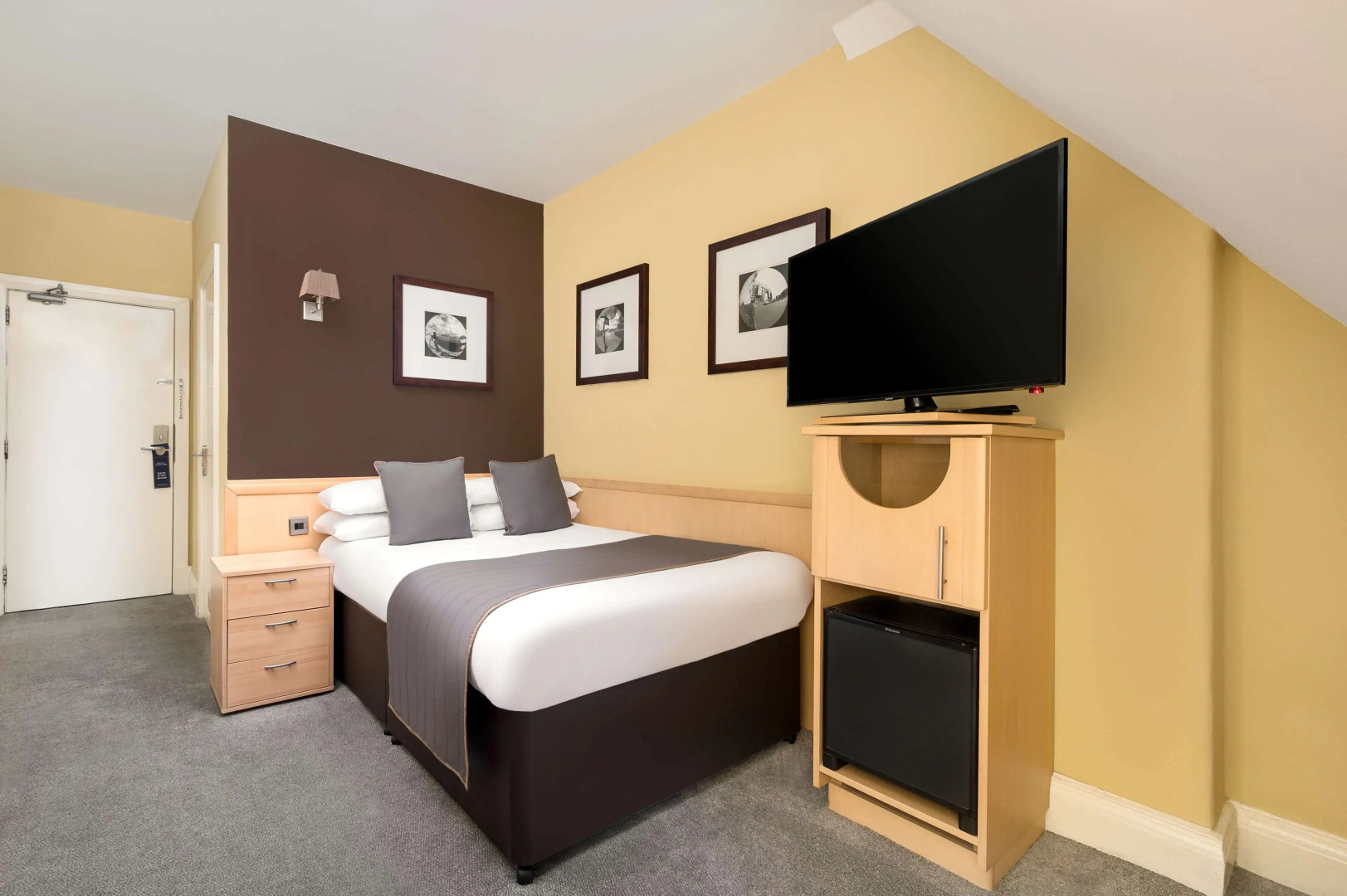 Photo - Royal Station Hotel- Part of the Cairn Collection