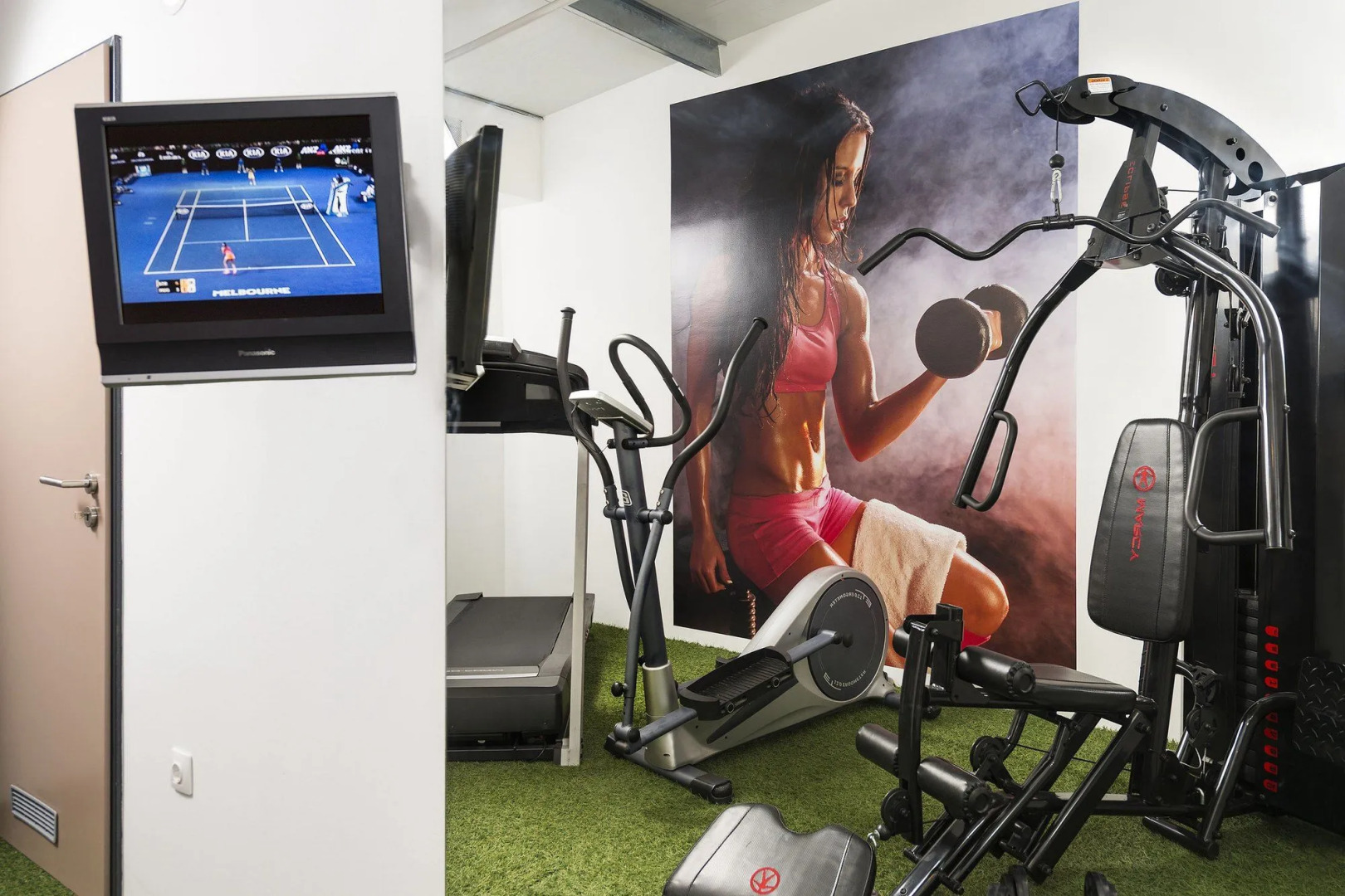 Photo - Bo33 Hotel Family & Suites