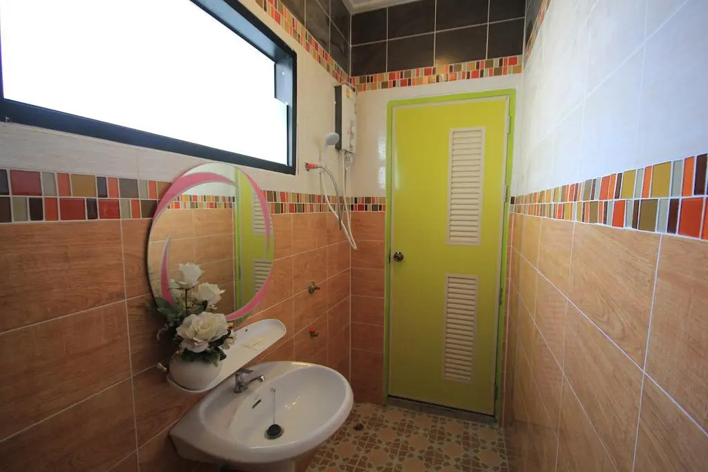 Photo - Home Place Hotel