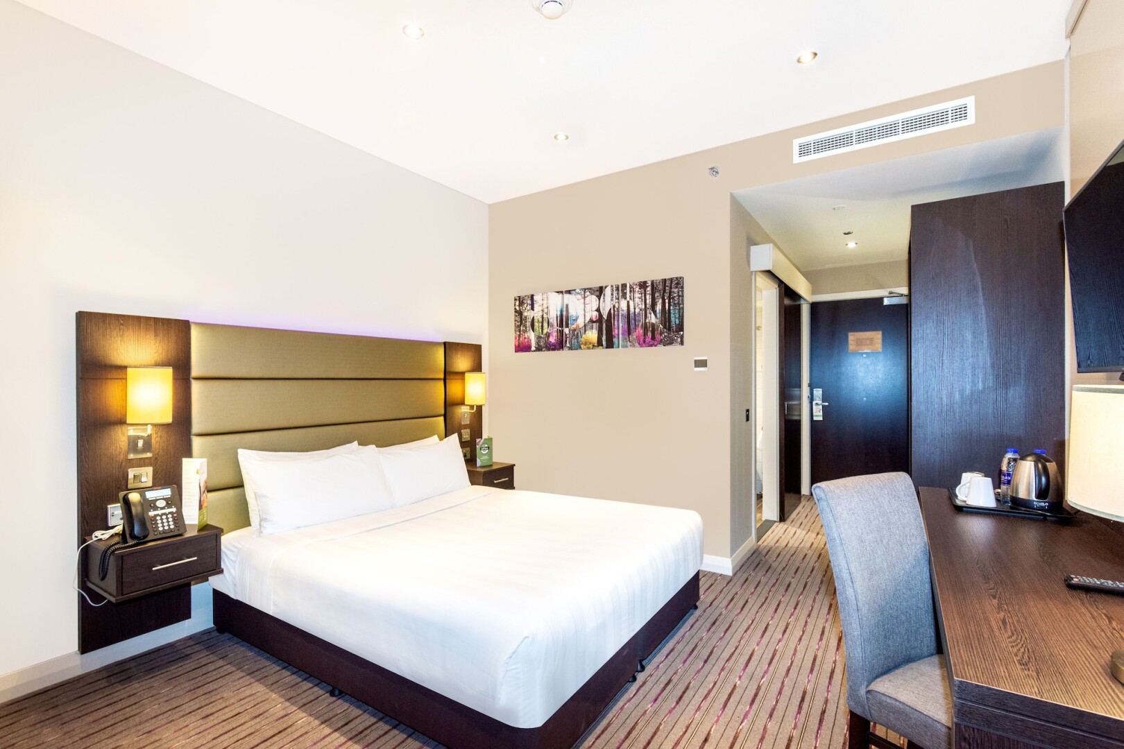 Foto - Premier Inn Dubai Al Jaddaf